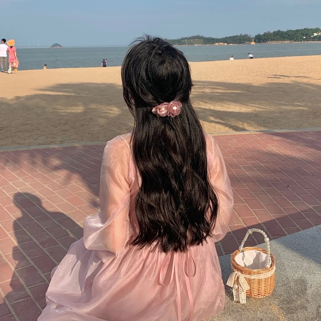 春色无边满绿波